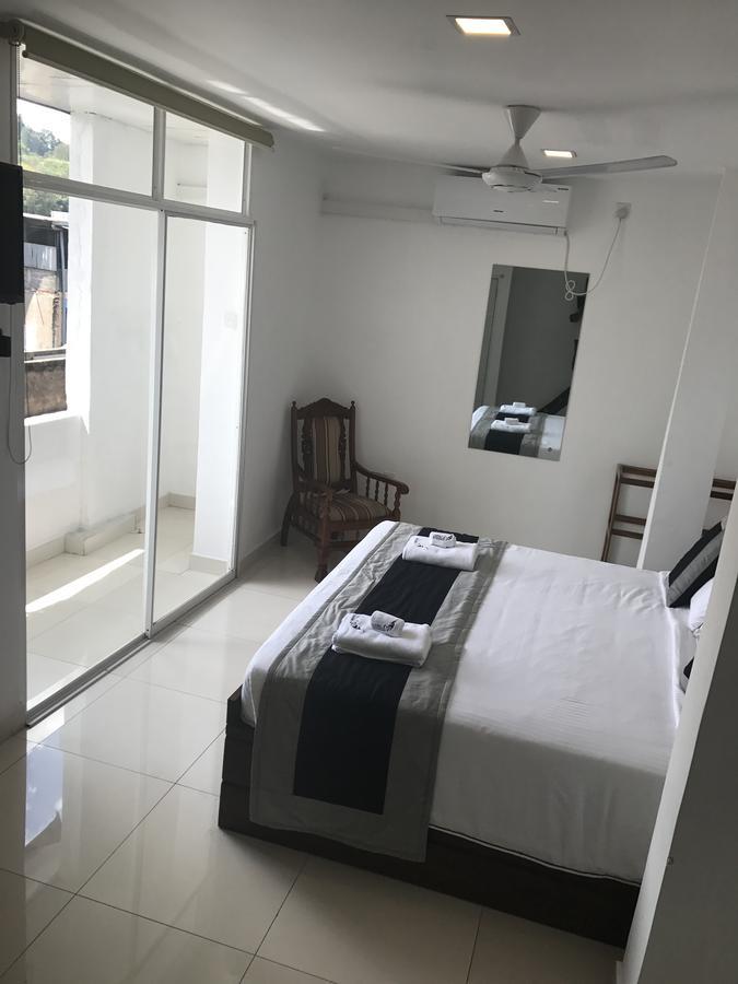 Impala City Hotel And Hostel Kandy 50 מראה חיצוני תמונה
